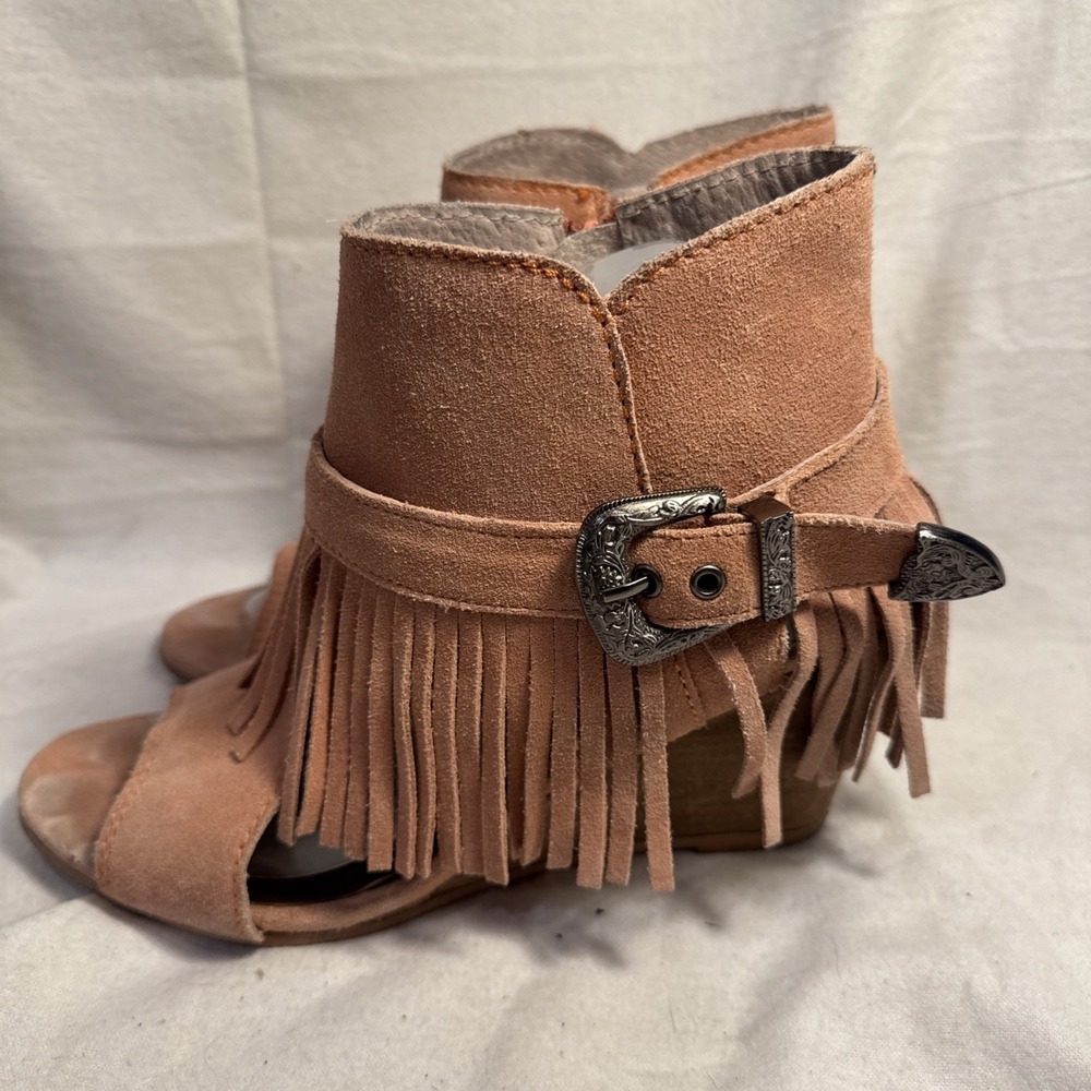 Naughty Monkey Heels Womens Size 9.5 Rose Suede Fringe Peep Toe Heels Western‎